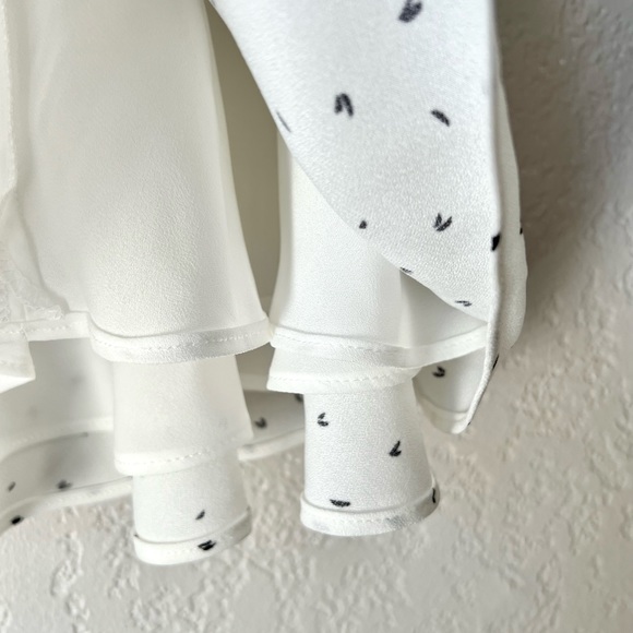 Abound White Black Camisole Adjustable straps Casual Spring Summer Tank Tops - Picture 7 of 8